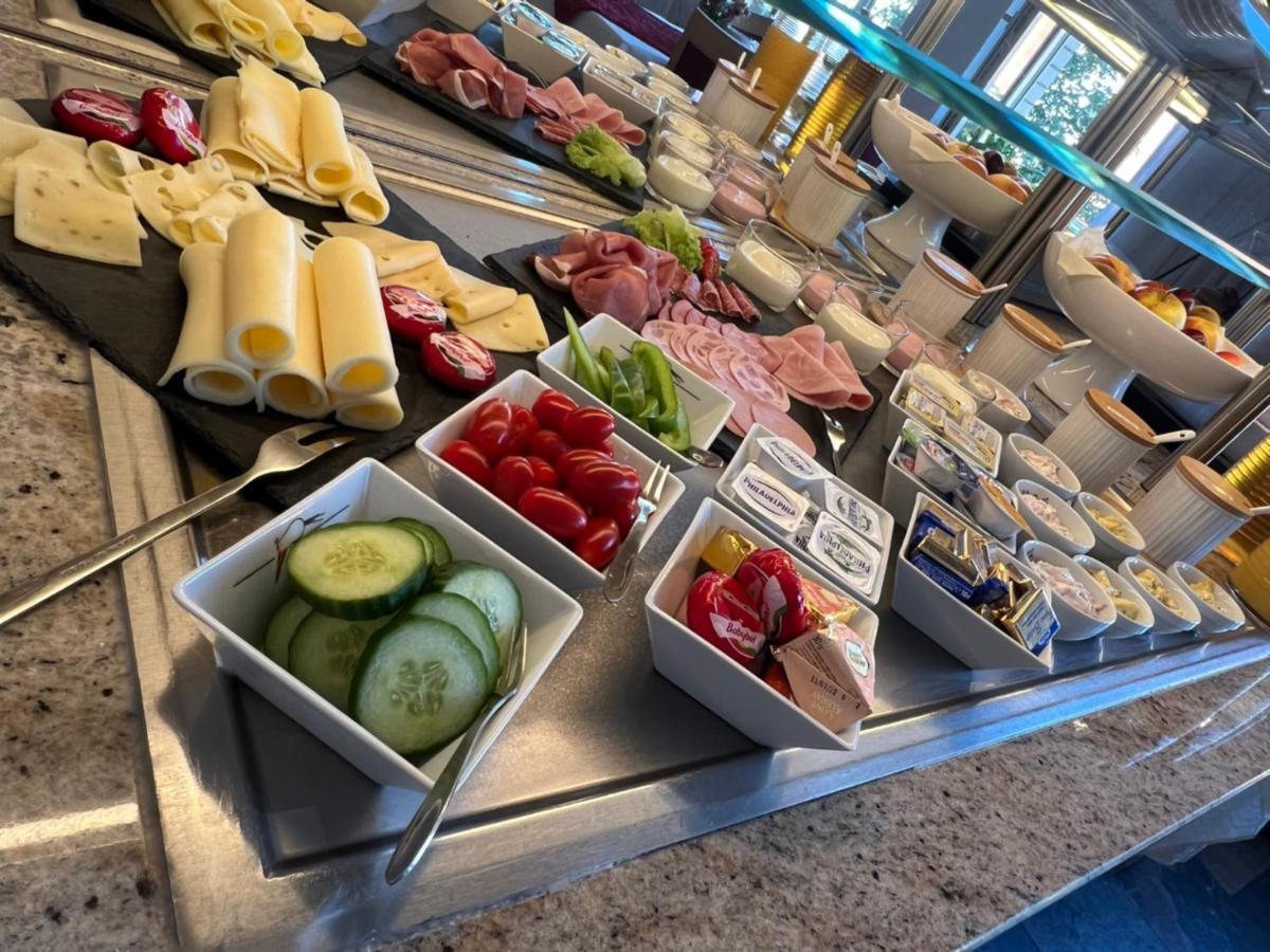 Hotel Garni " Am Domplatz" 에르푸르트 외부 사진