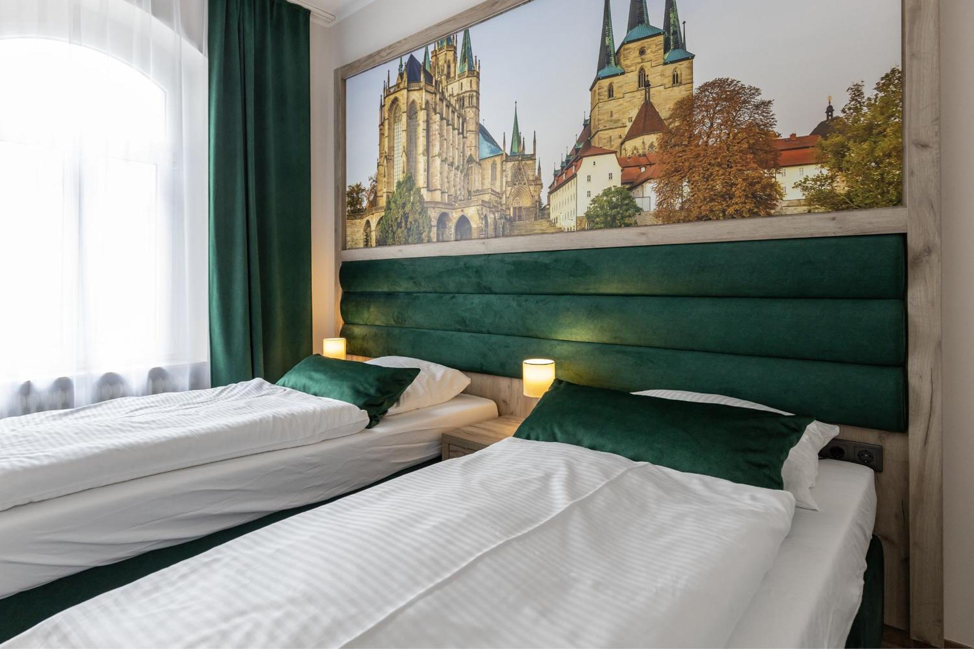 Hotel Garni " Am Domplatz" 에르푸르트 외부 사진
