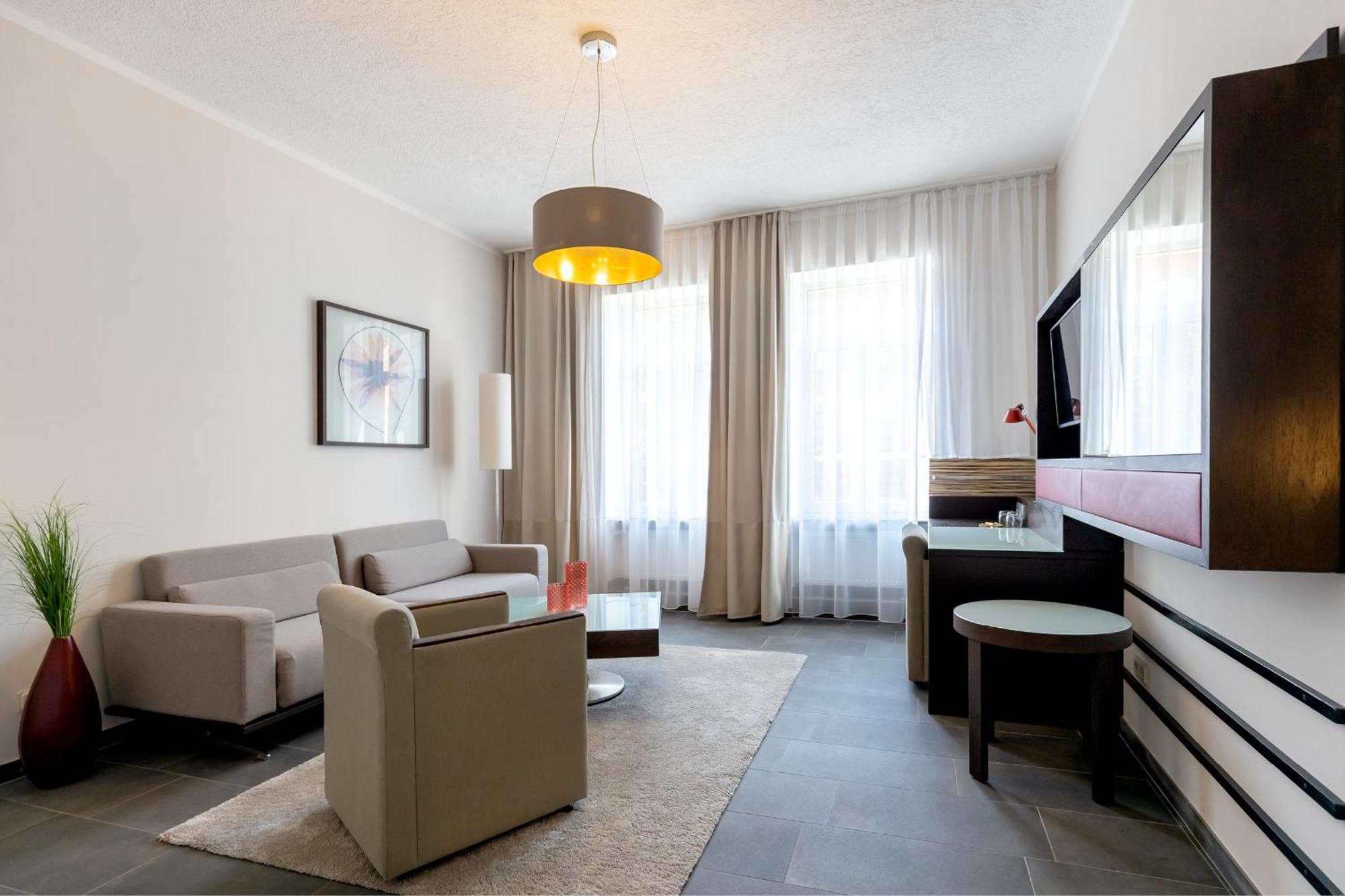 Hotel Garni " Am Domplatz" 에르푸르트 외부 사진